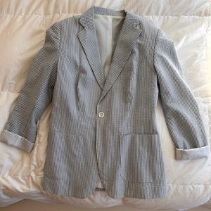 Custom, lightweight, seersucker blazer. Size 6.